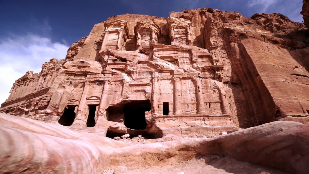 Petra: Secrets of the Ancient Builders